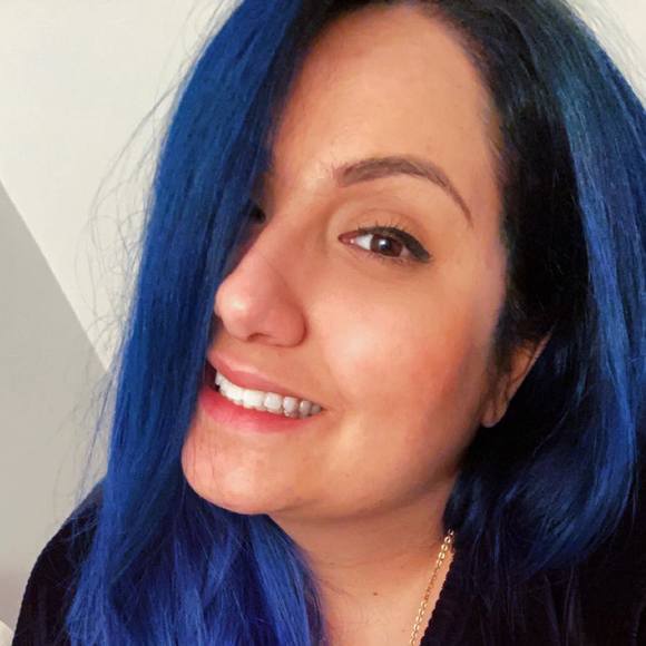 Meet your Posher, Chiara - Picture 1 of 1